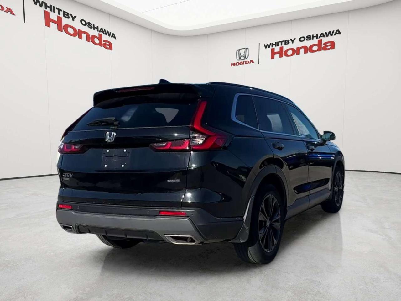 2023 Honda CR-V Touring Photo