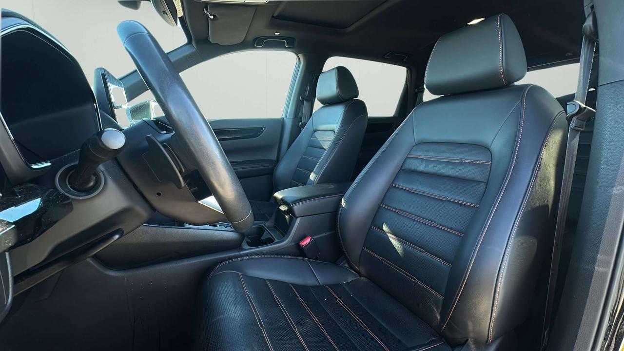 2023 Honda CR-V Touring Photo