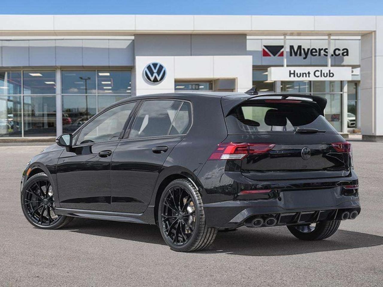 2026 Volkswagen Golf R BLACK EDITION Photo