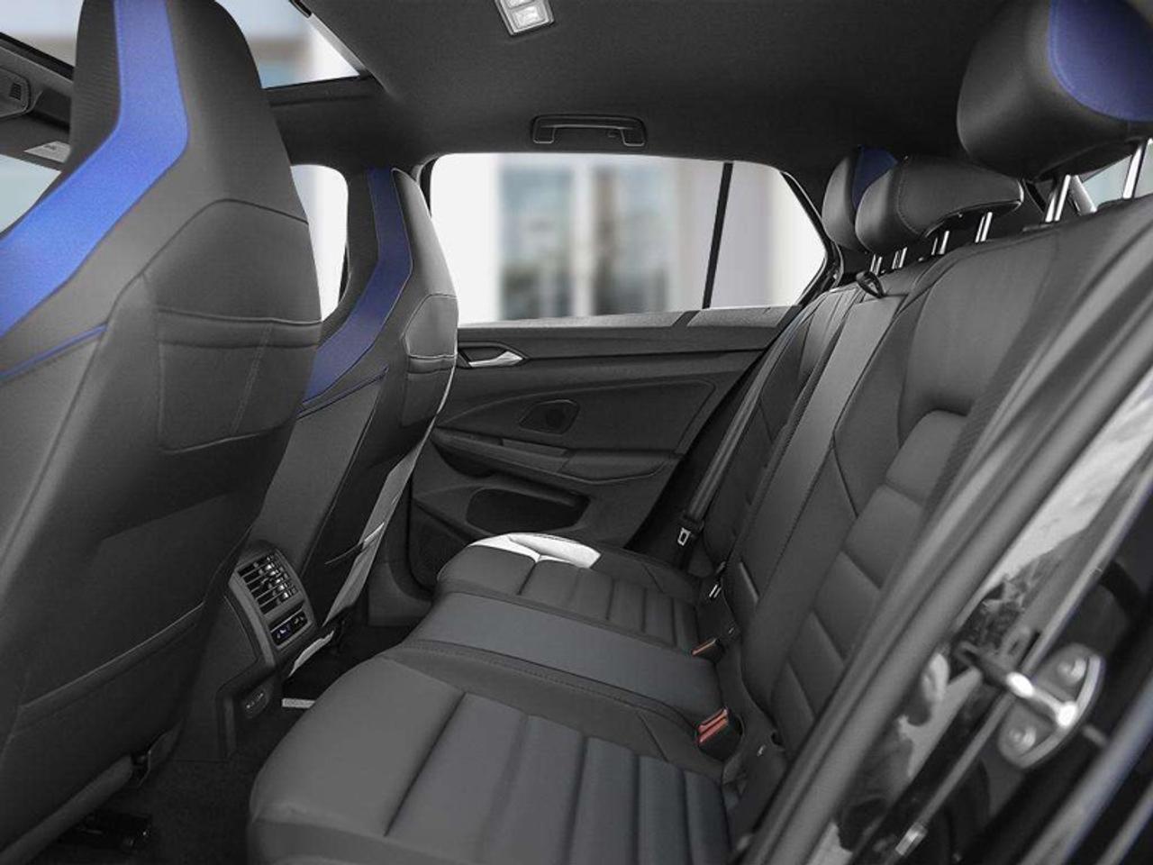 2026 Volkswagen Golf R BLACK EDITION Photo