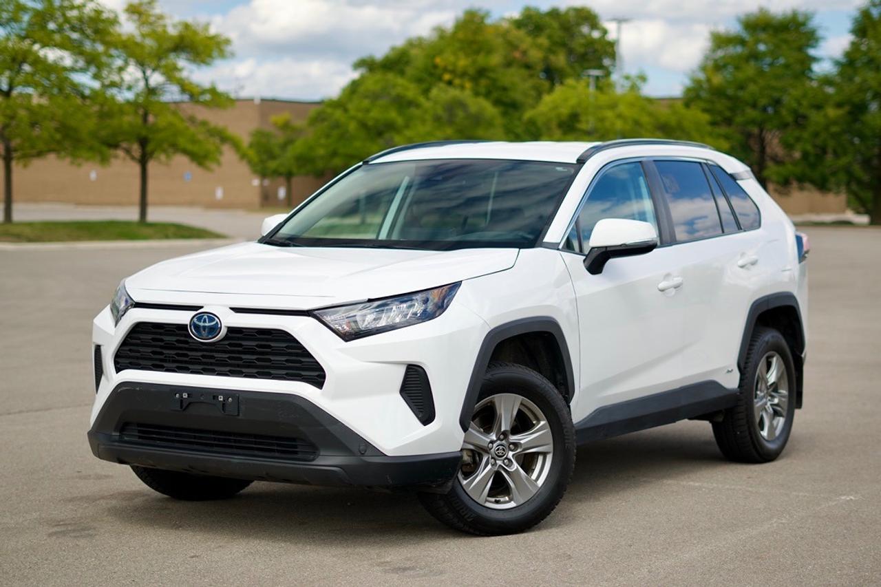 2025 Toyota RAV4 Hybrid LE Photo