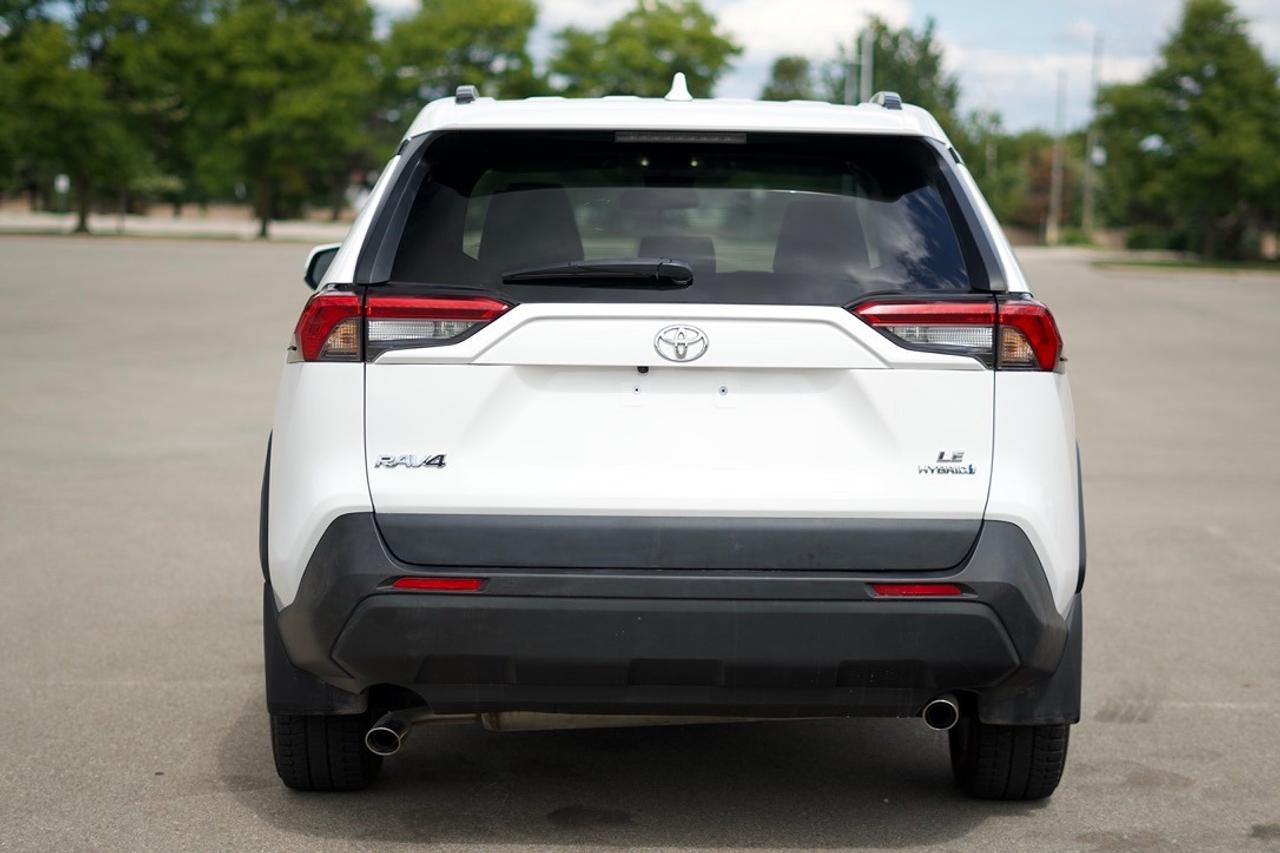 2025 Toyota RAV4 Hybrid LE Photo