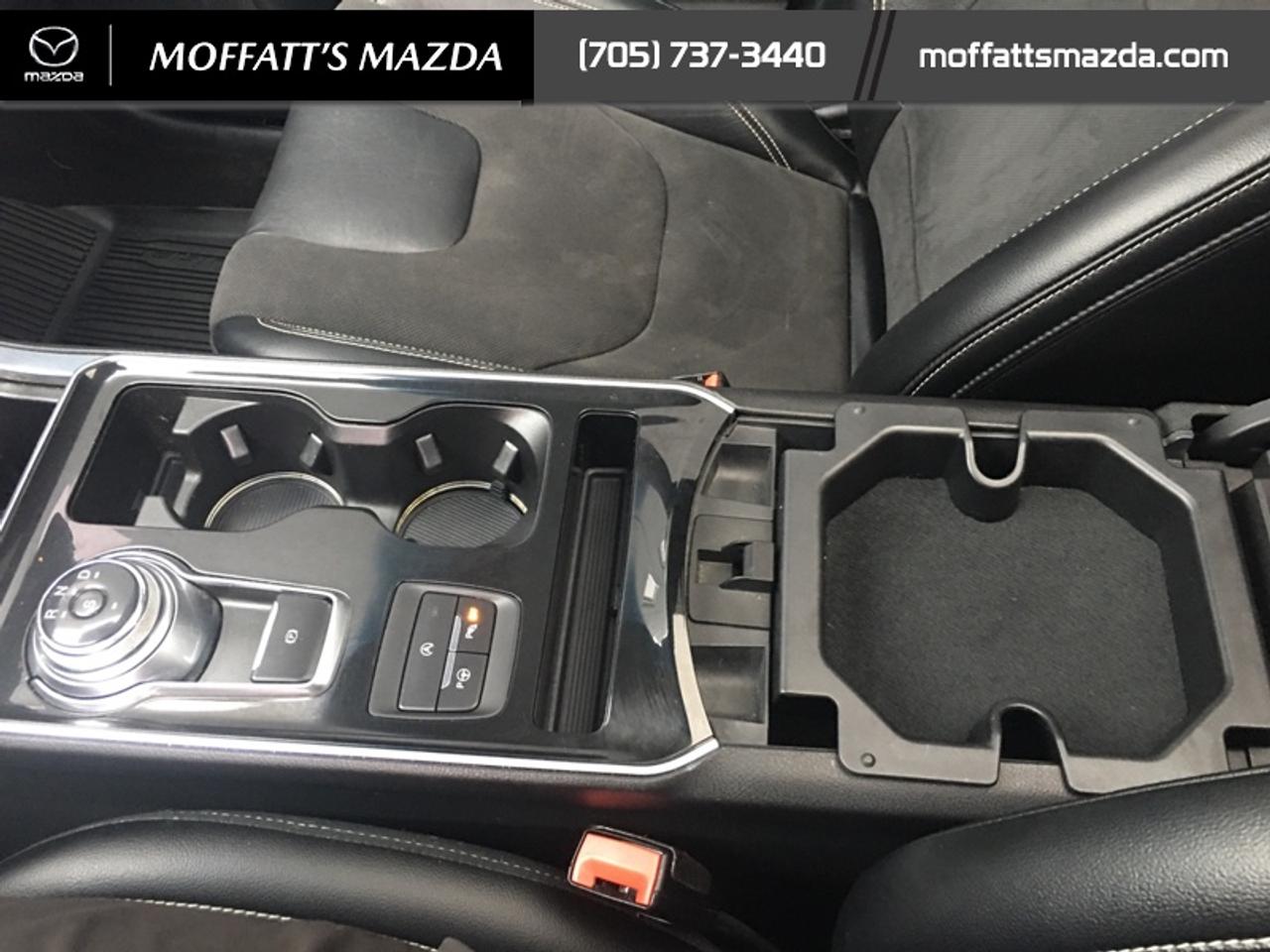 2020 Ford Edge ST Photo