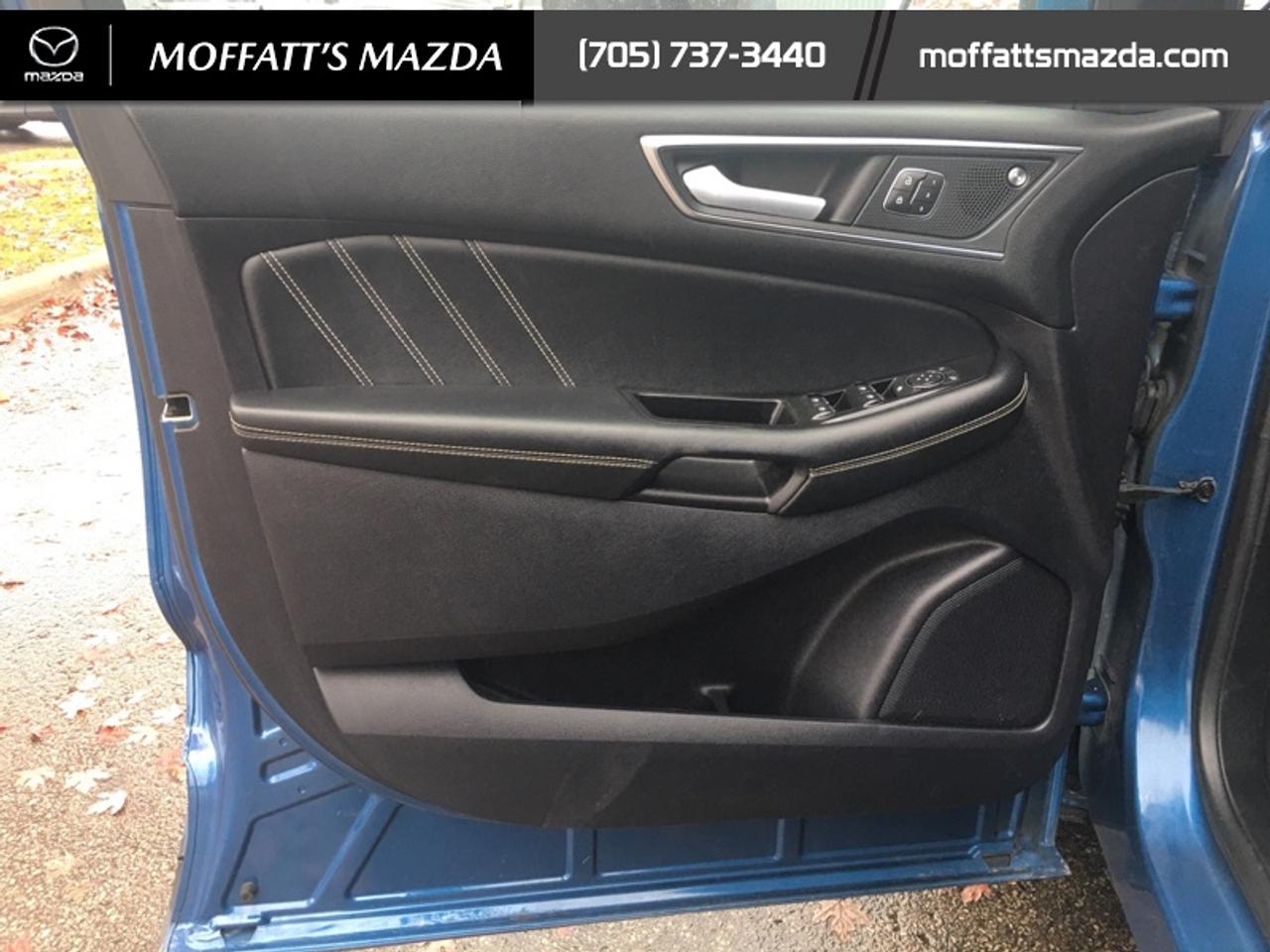 2020 Ford Edge ST Photo