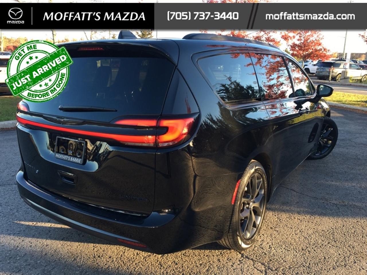 2025 Chrysler Pacifica Limited Photo