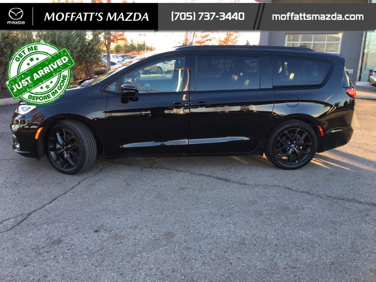 2025 Chrysler Pacifica Limited Photo