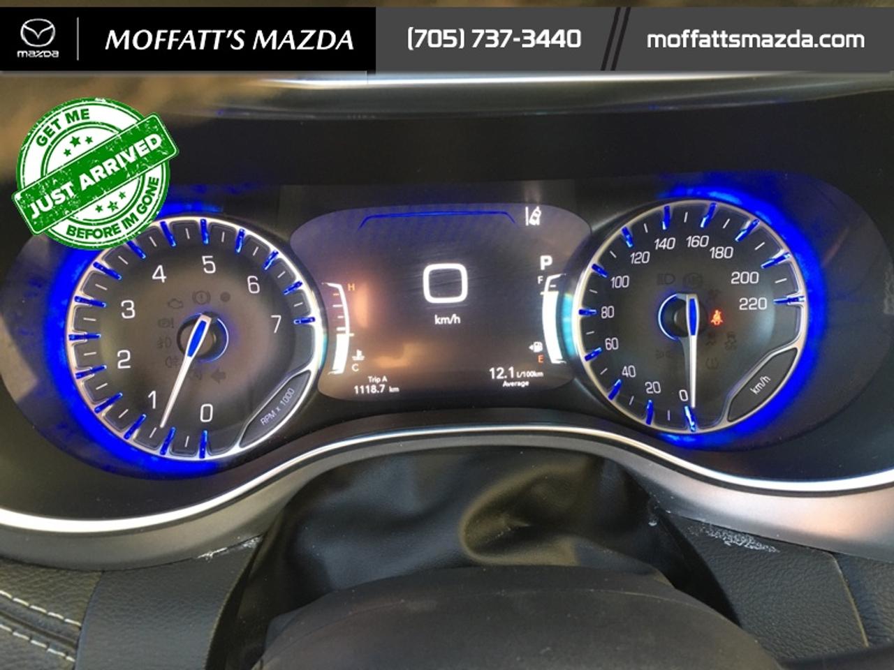 2025 Chrysler Pacifica Limited Photo