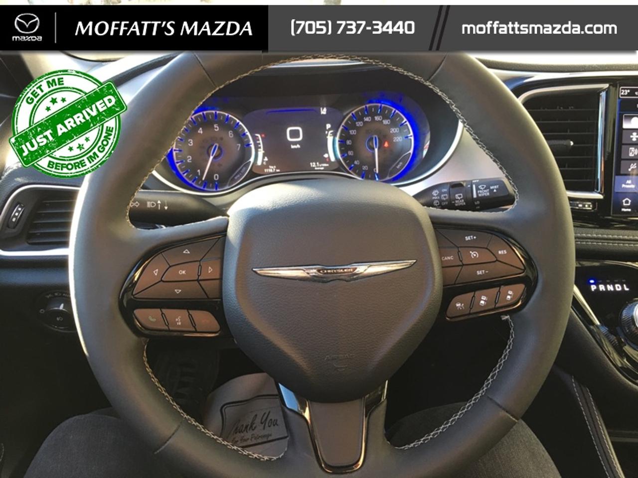 2025 Chrysler Pacifica Limited Photo