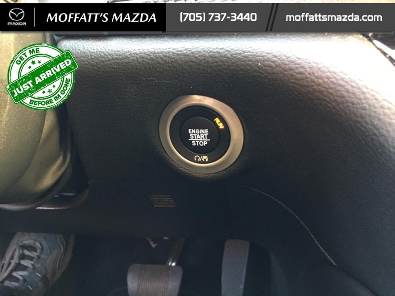 2025 Chrysler Pacifica Limited Photo