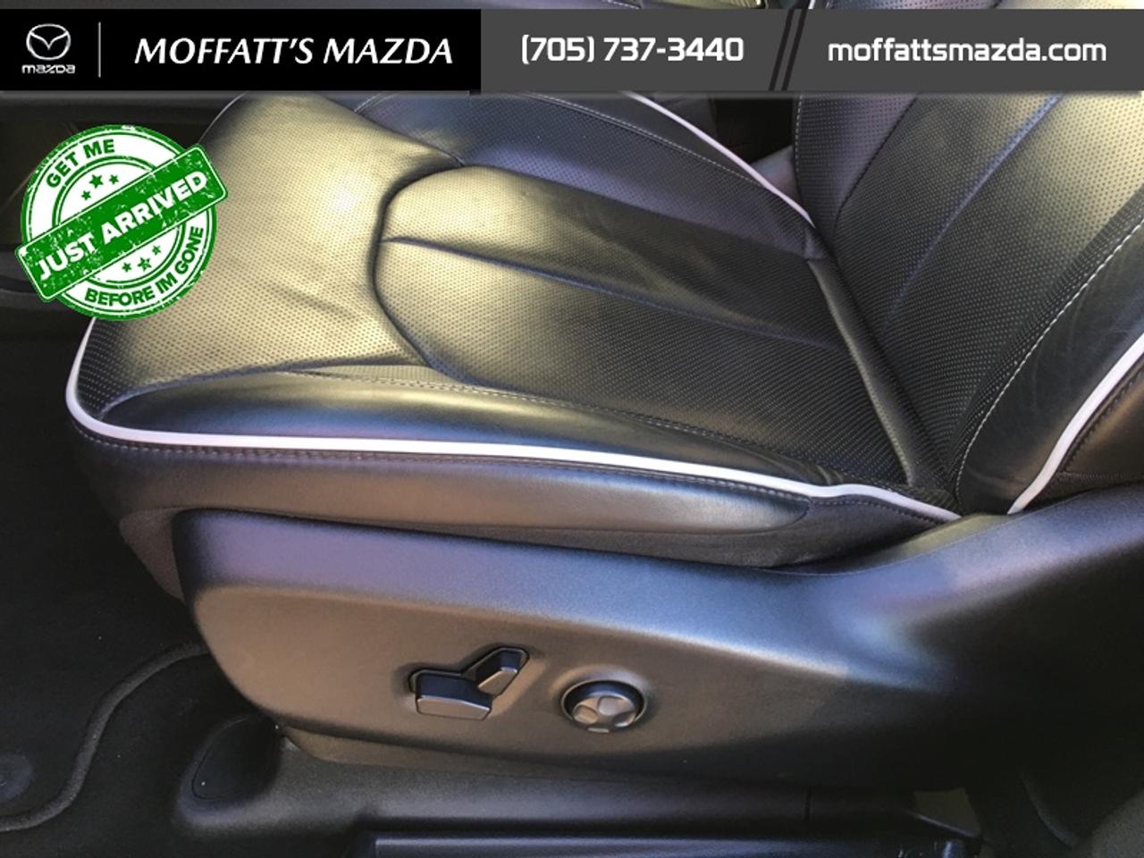 2025 Chrysler Pacifica Limited Photo