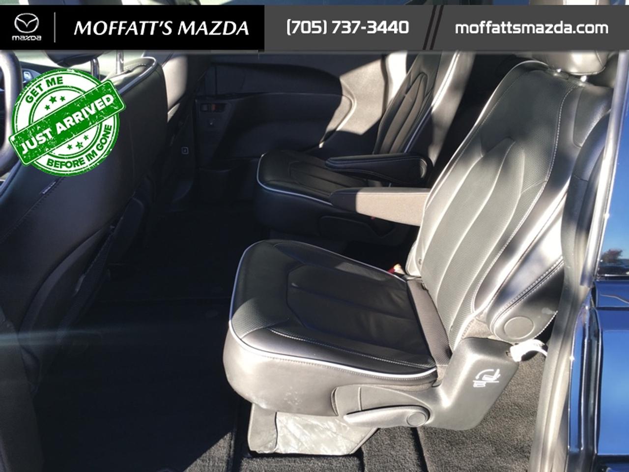 2025 Chrysler Pacifica Limited Photo