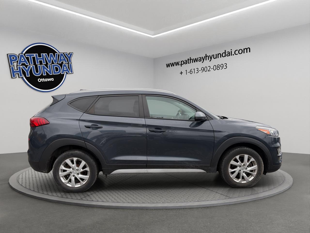 2021 Hyundai Tucson Preferred | Heated Leather Steering Wheel | Blind Spot Monitor | Lane Departure Warning Photo2