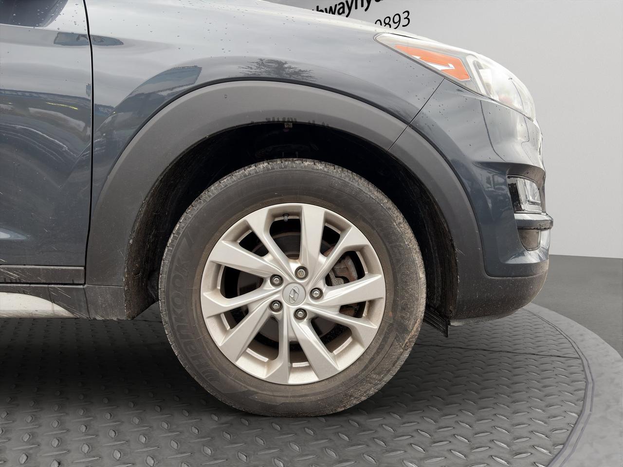 2021 Hyundai Tucson Preferred | Heated Leather Steering Wheel | Blind Spot Monitor | Lane Departure Warning Photo