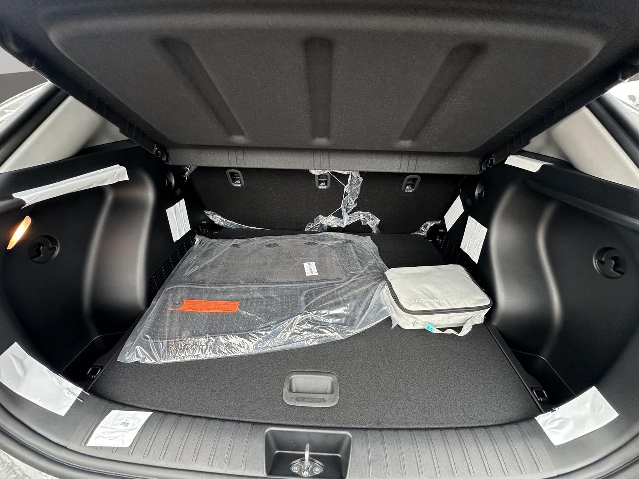 2027 Hyundai KONA electric Preferred Photo