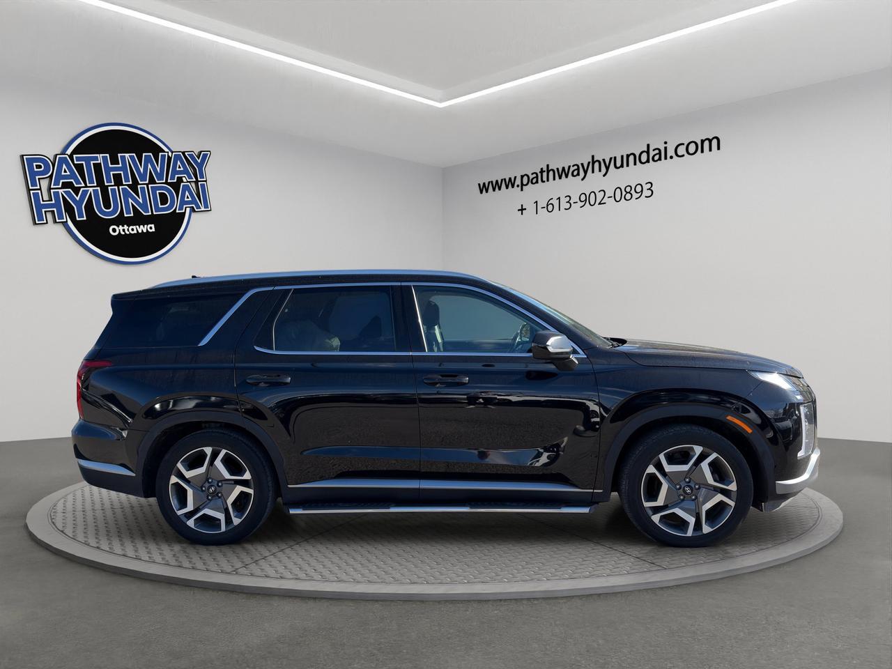 2023 Hyundai PALISADE Preferred | 8 Passenger | All Wheel Drive | Heated Seats & Wheel | Blind Spot Monitor | Photo