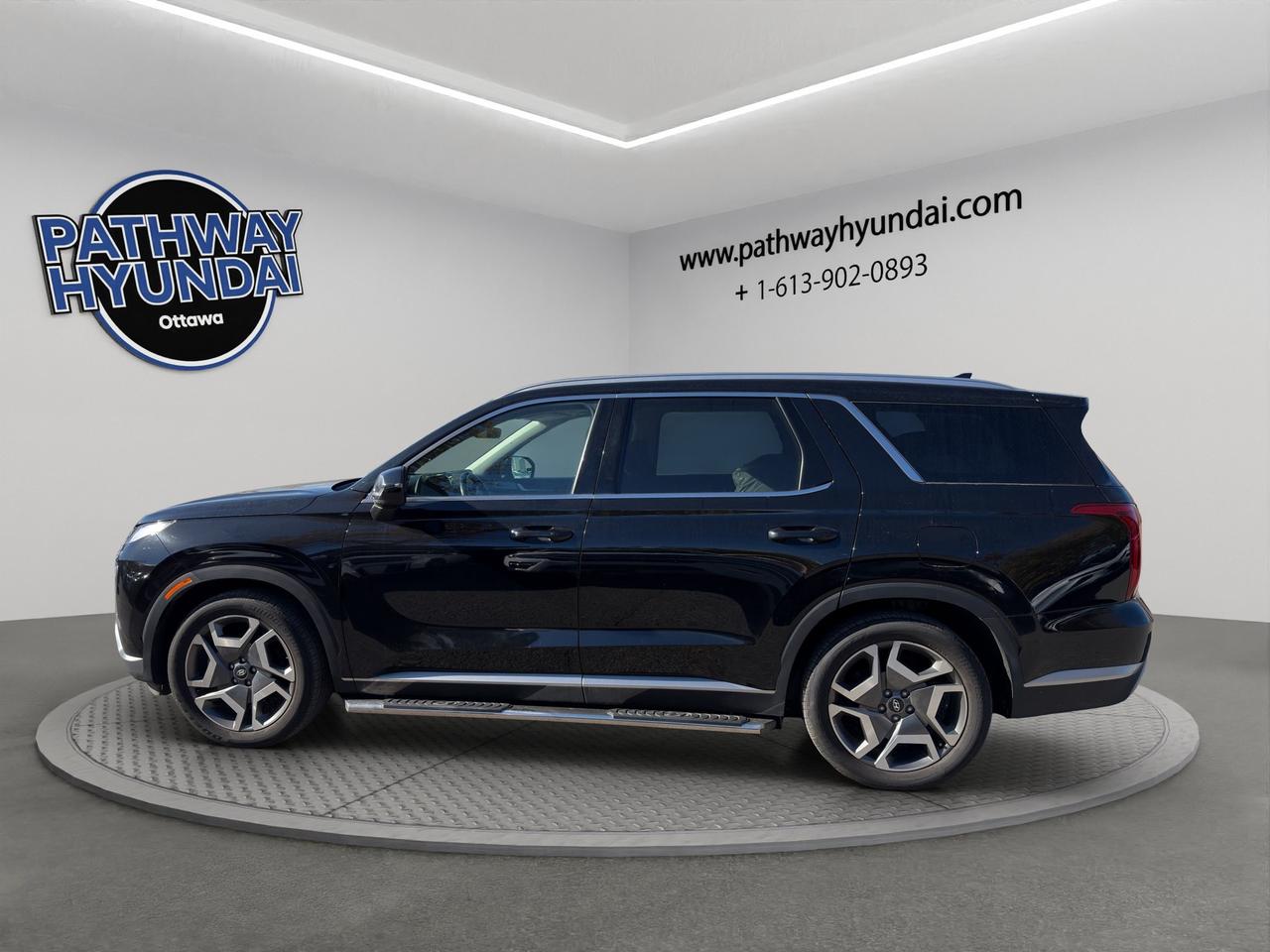 2023 Hyundai PALISADE Preferred | 8 Passenger | All Wheel Drive | Heated Seats & Wheel | Blind Spot Monitor | Photo