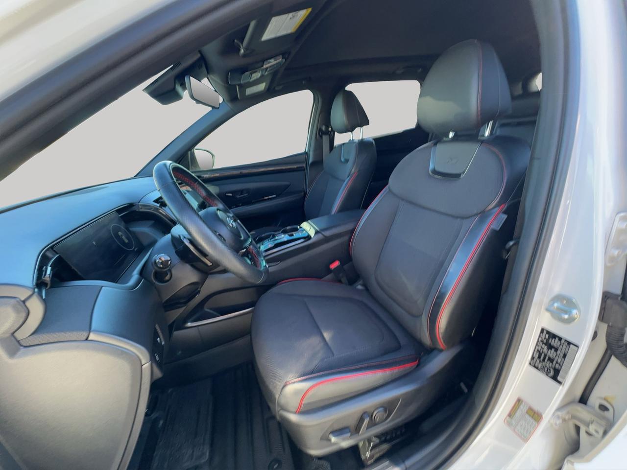 2022 Hyundai Tucson N Line | Sunroof | Lane-Keep Assist | Keyless Entry & Start | Collision Mitigation Photo