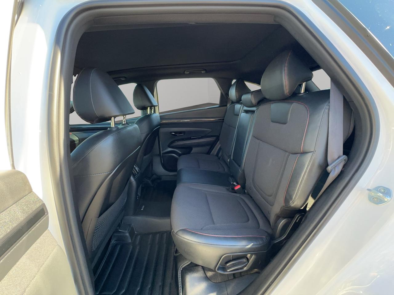 2022 Hyundai Tucson N Line | Sunroof | Lane-Keep Assist | Keyless Entry & Start | Collision Mitigation Photo