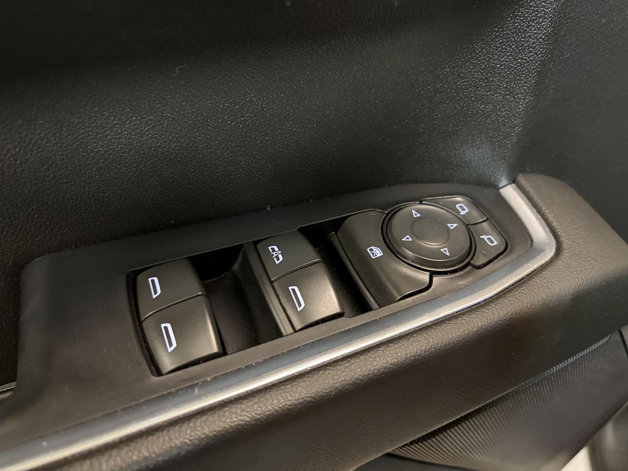 2022 Chevrolet Silverado 1500 LT Photo