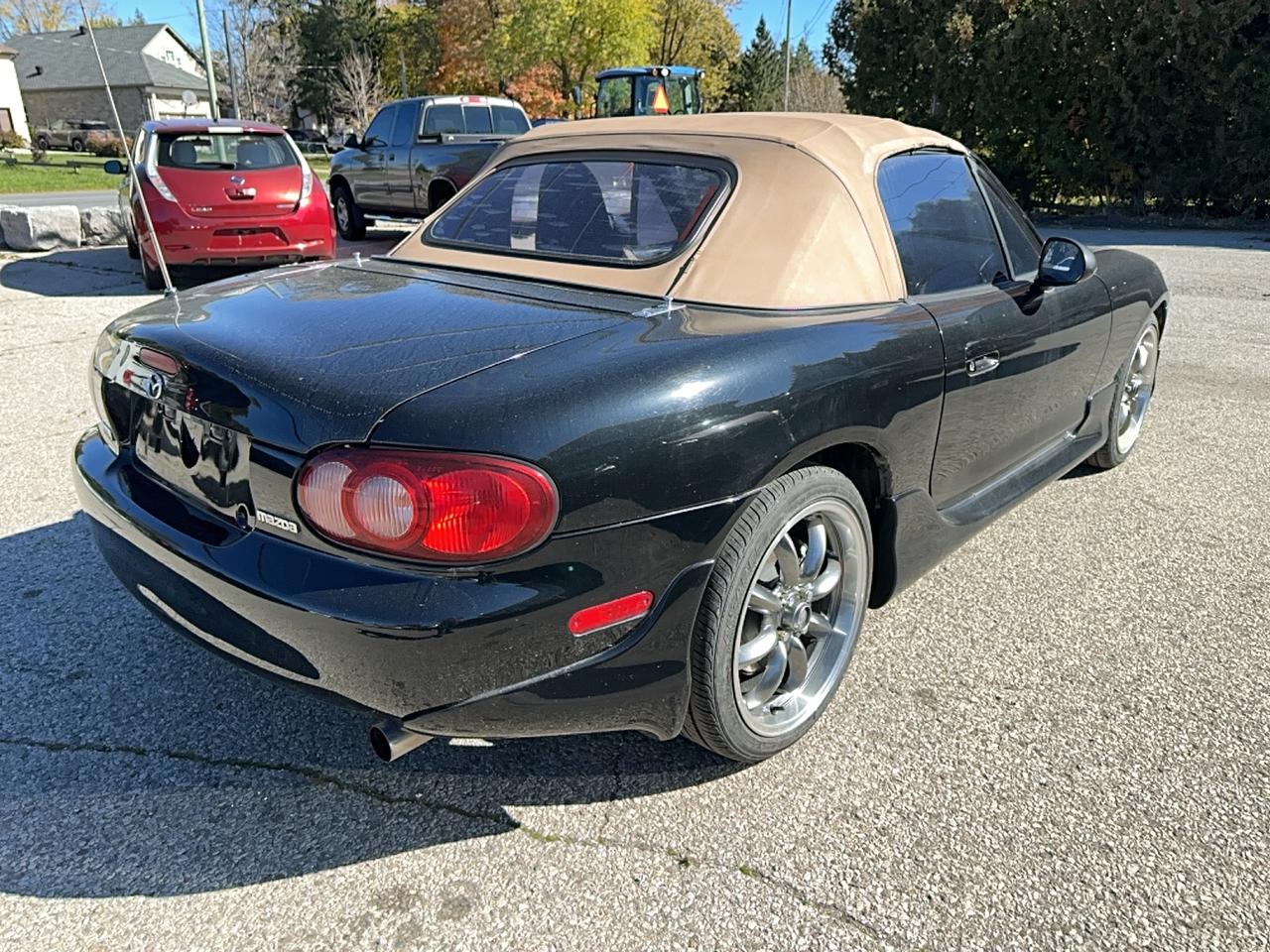 2001 Mazda Miata MX-5  Photo