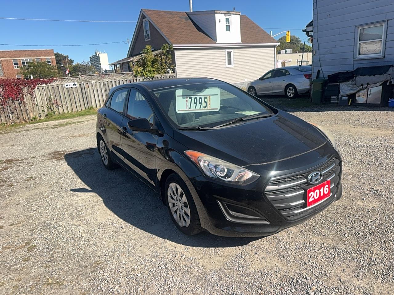2016 Hyundai Elantra GT GL Photo1
