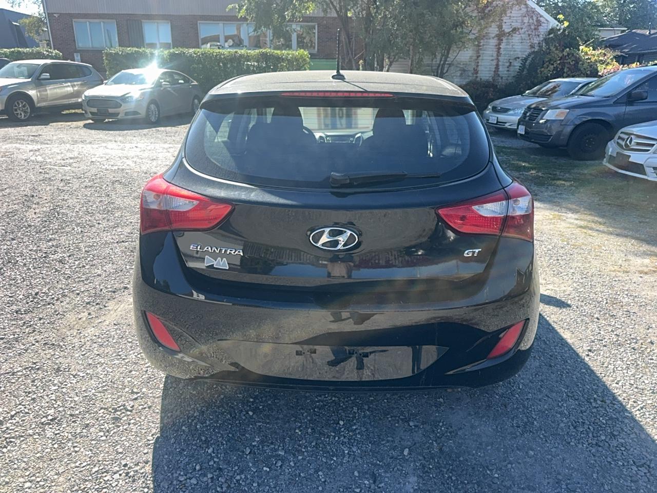 2016 Hyundai Elantra GT GL Photo