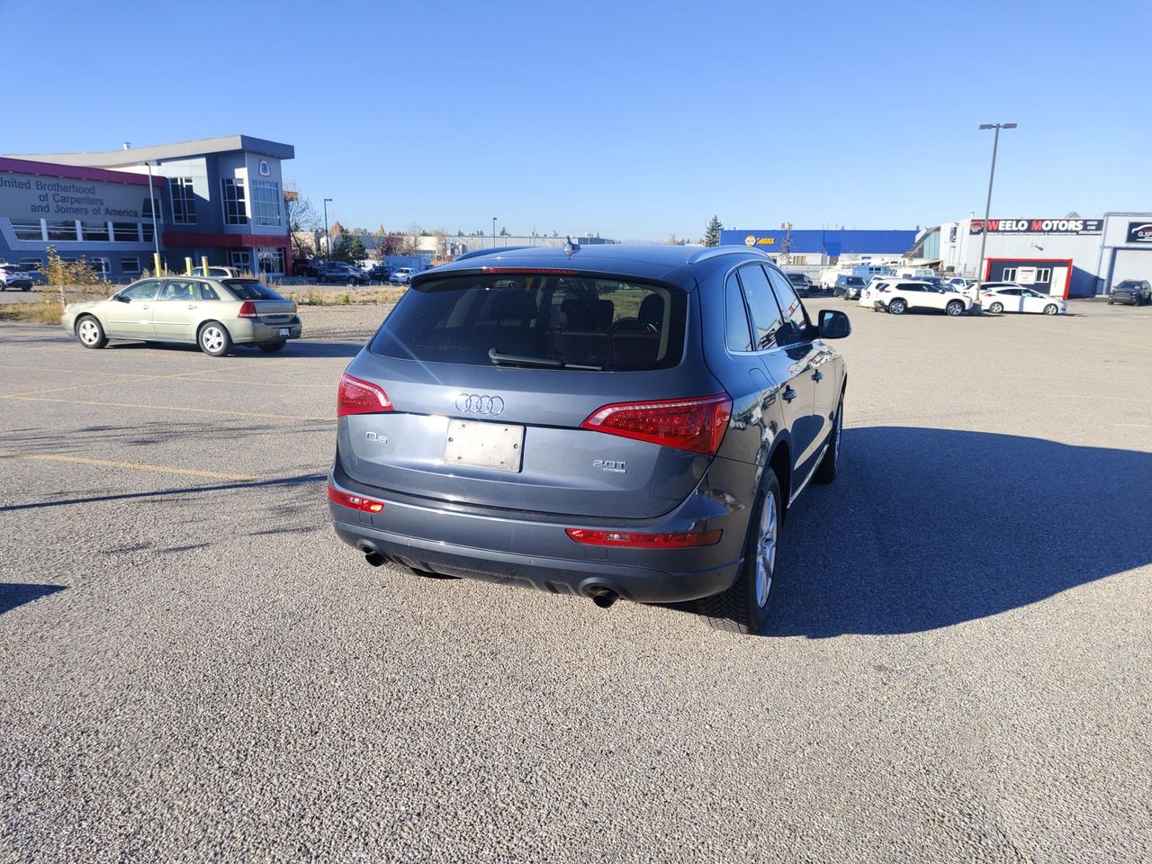 2011 Audi Q5 2.0L Premium Plus Photo