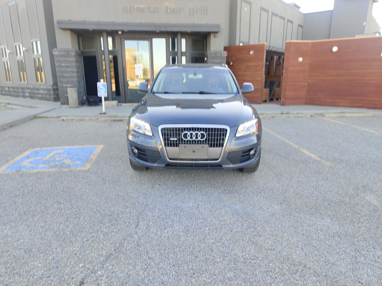 2011 Audi Q5 2.0L Premium Plus - Photo #13