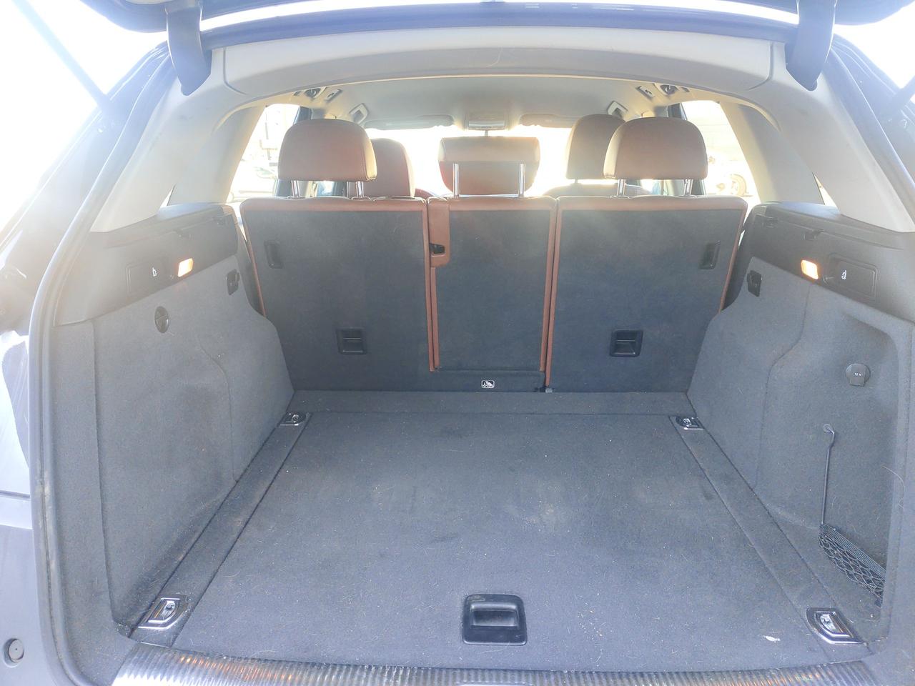 2011 Audi Q5 2.0L Premium Plus - Photo #16