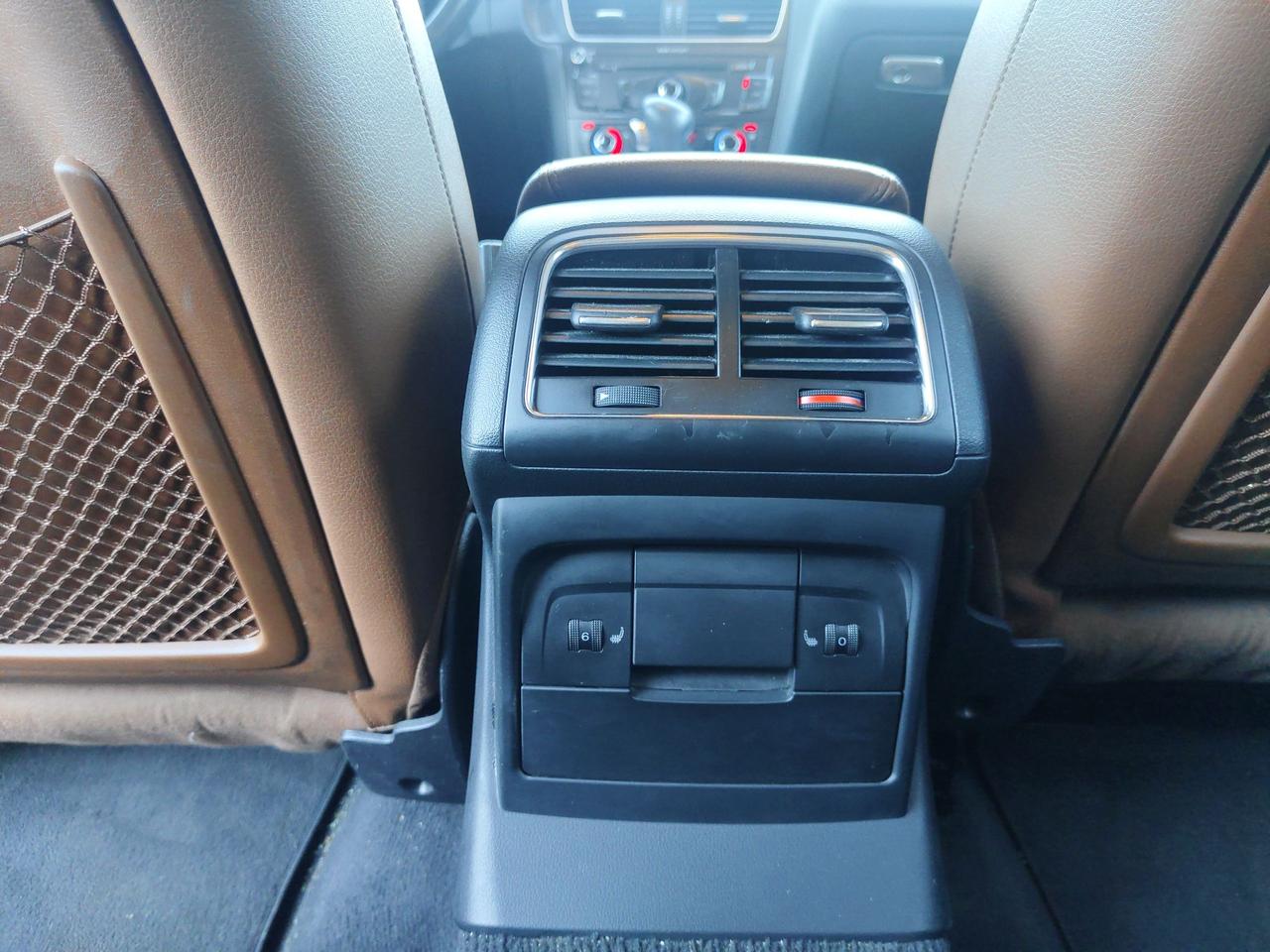 2011 Audi Q5 2.0L Premium Plus Photo