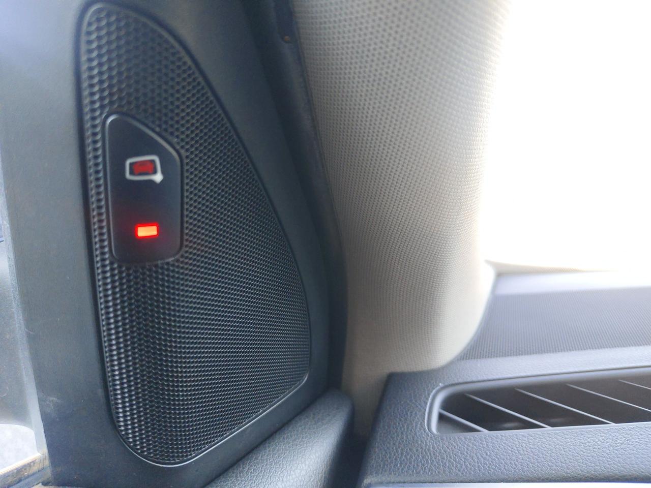 2011 Audi Q5 2.0L Premium Plus - Photo #34