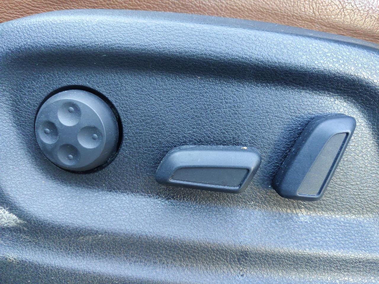 2011 Audi Q5 2.0L Premium Plus - Photo #45