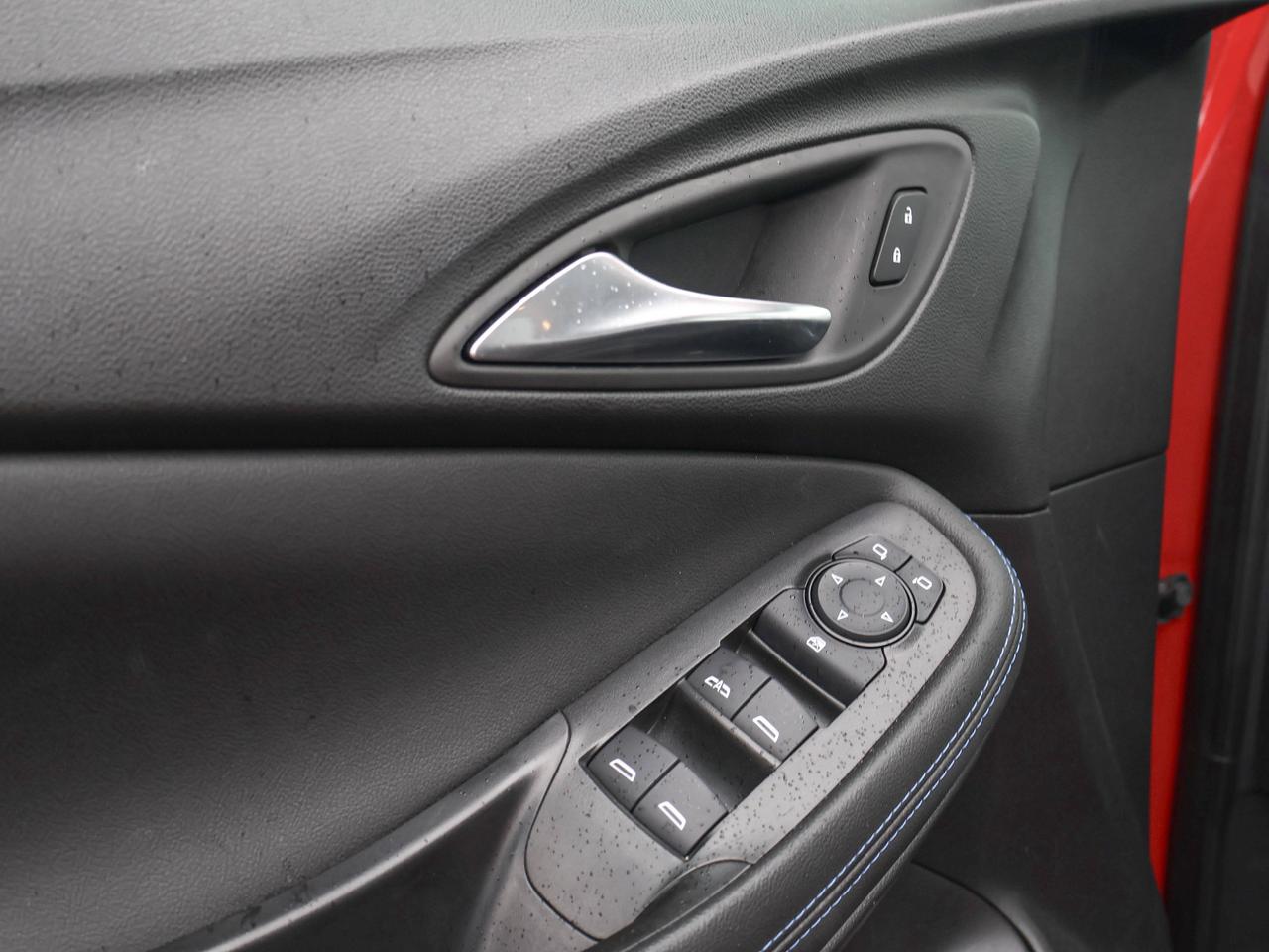 2026 Buick Encore GX Sport Touring Photo