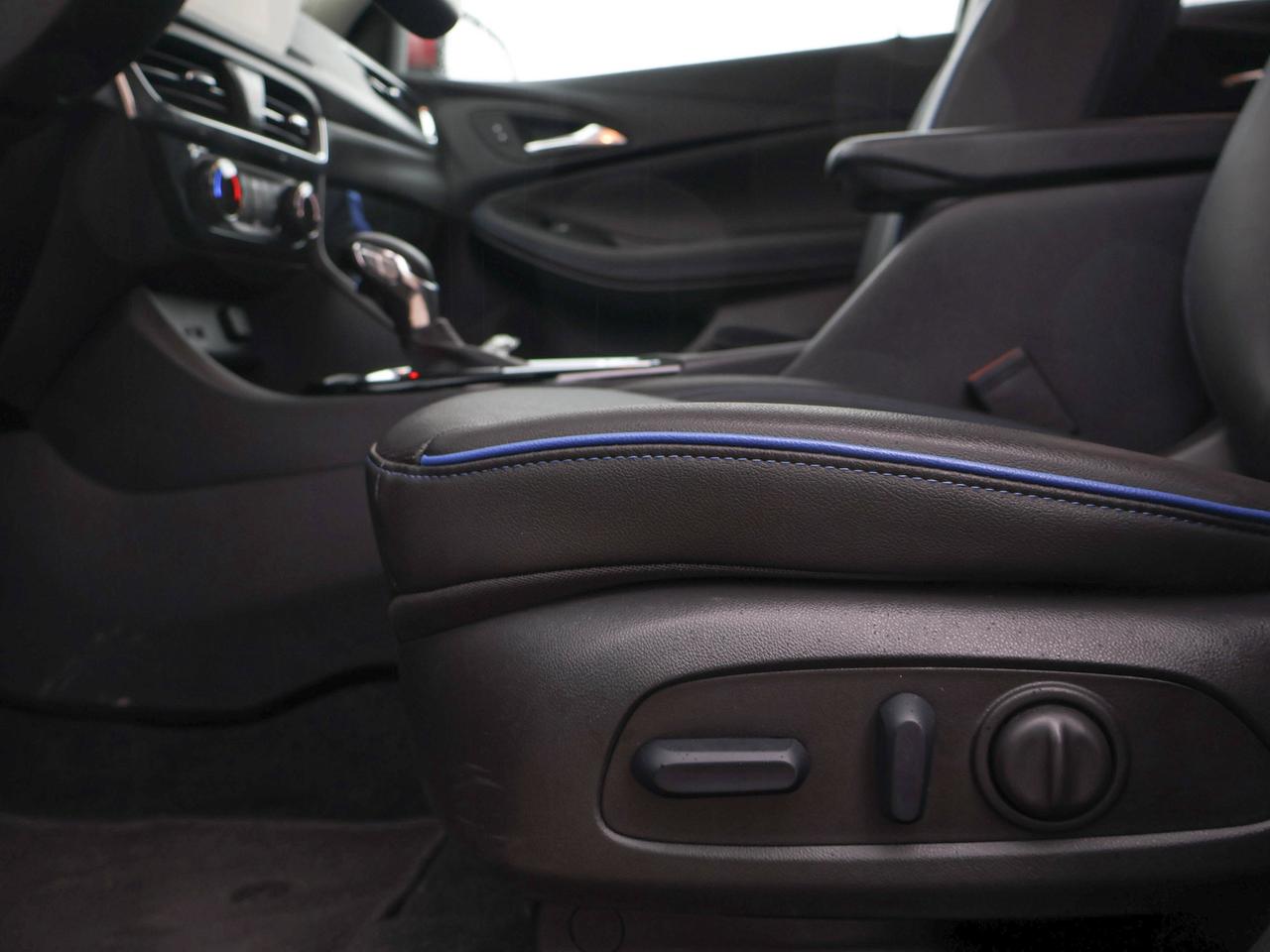 2026 Buick Encore GX Sport Touring Photo