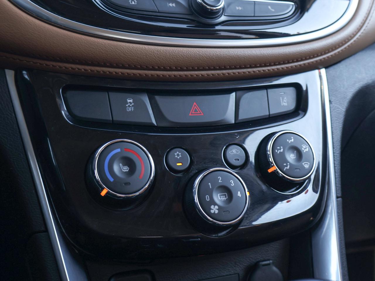 2019 Chevrolet Trax Premier Photo