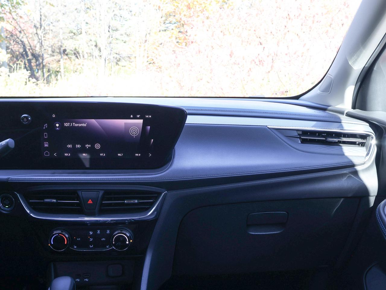 2026 Buick Encore GX Sport Touring Photo