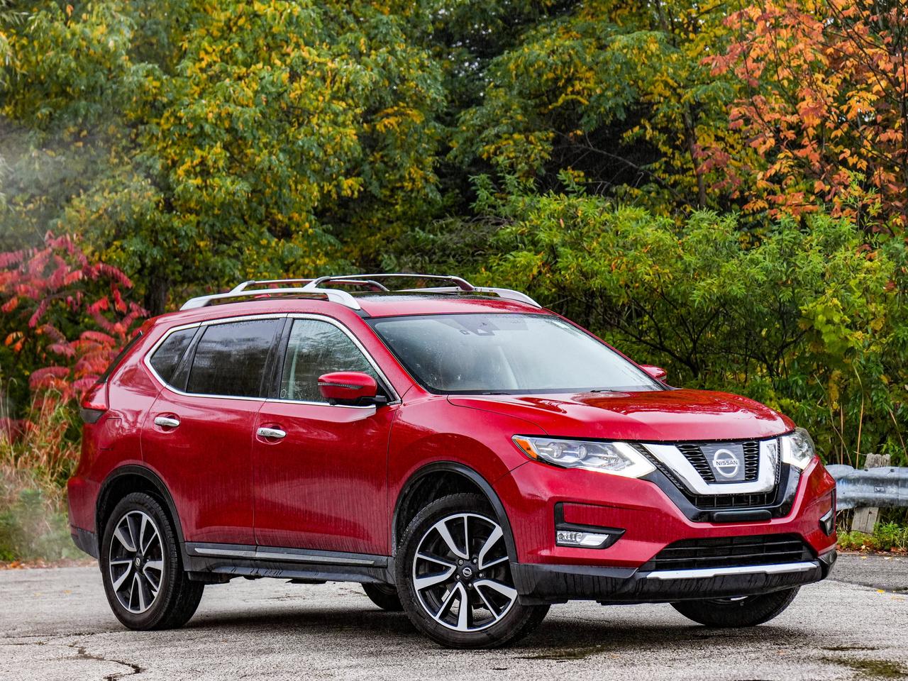 2017 Nissan Rogue SL Platinum Photo5