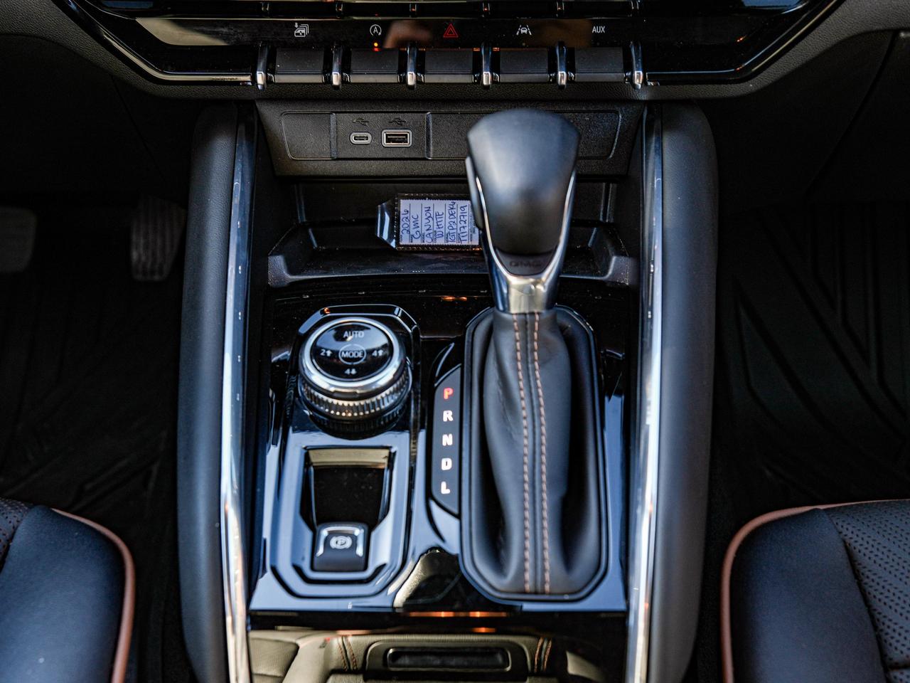 2026 GMC Canyon AT4 Photo