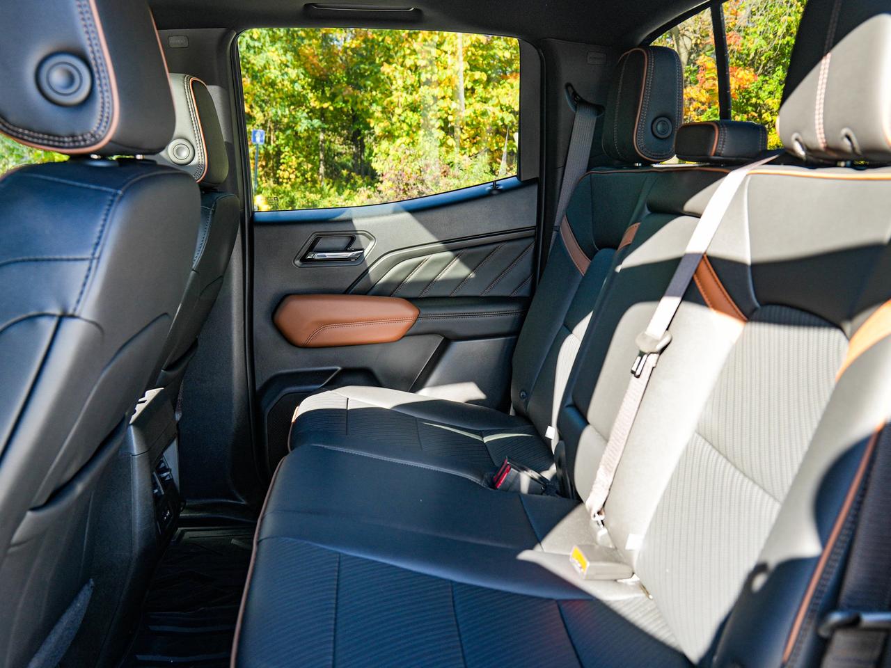 2026 GMC Canyon AT4 Photo