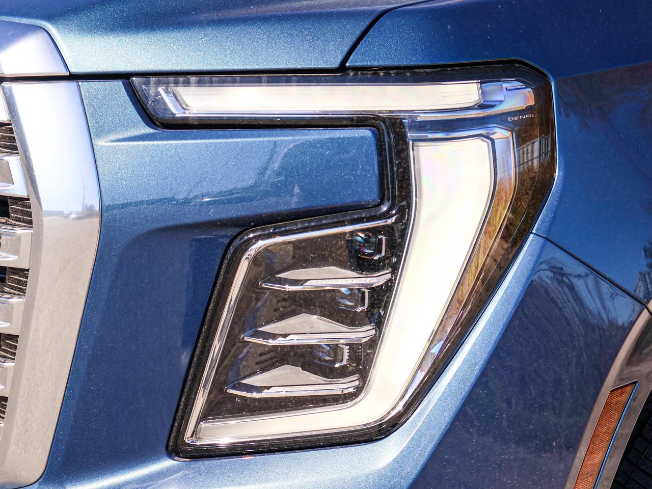 2025 GMC Yukon Denali Photo