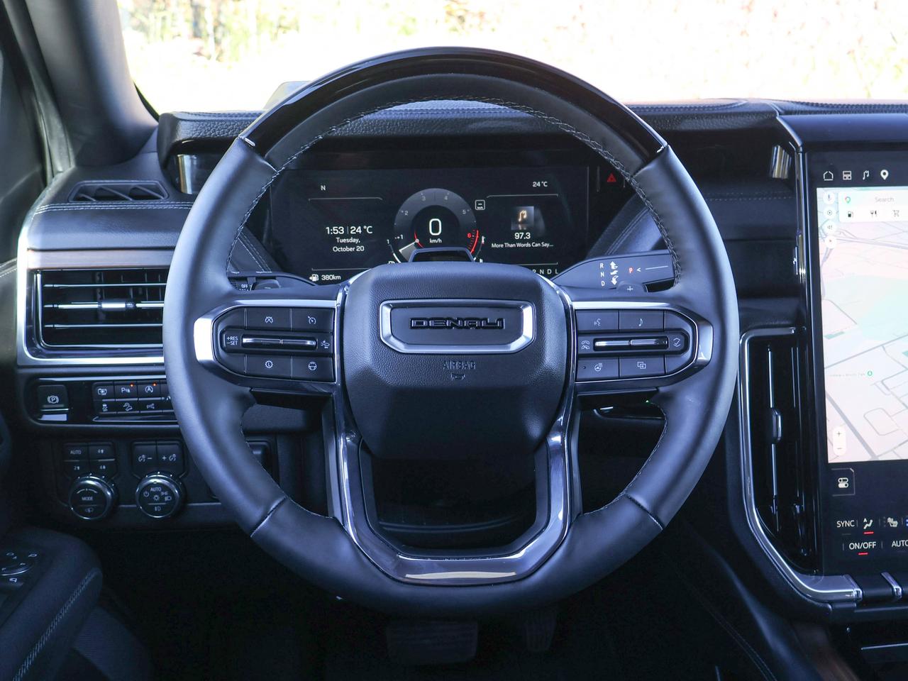 2025 GMC Yukon Denali Photo