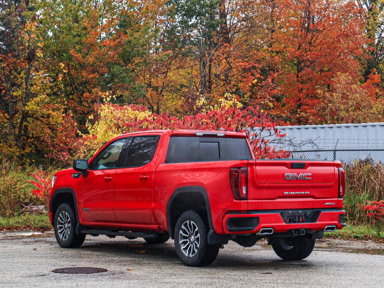 2021 GMC Sierra 1500 AT4 Photo