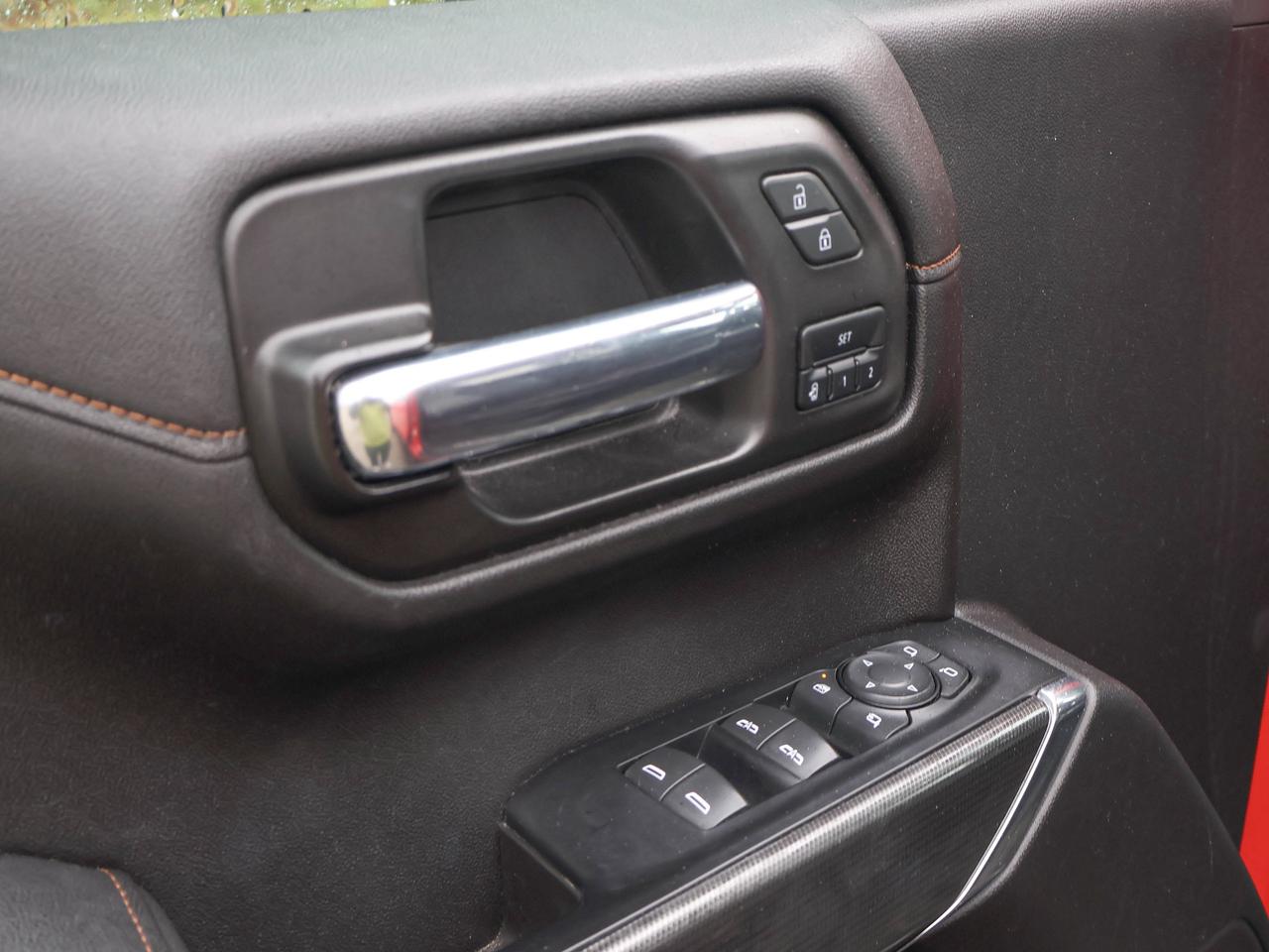 2021 GMC Sierra 1500 AT4 Photo