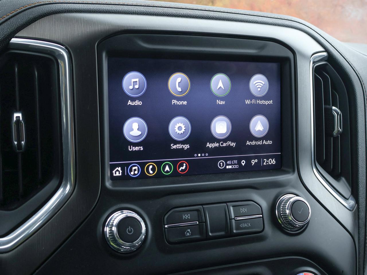 2021 GMC Sierra 1500 AT4 Photo