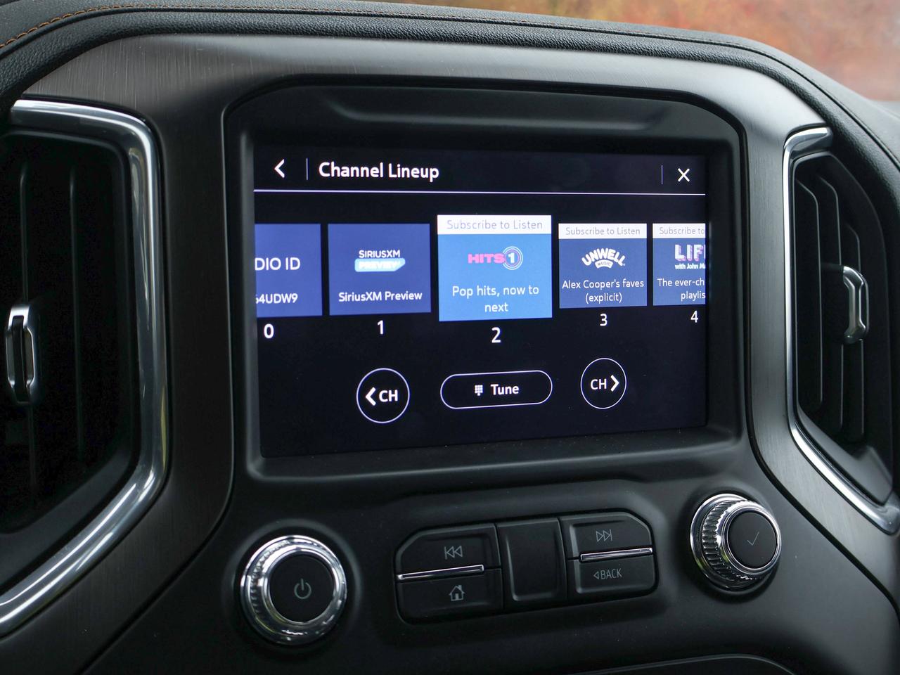 2021 GMC Sierra 1500 AT4 Photo
