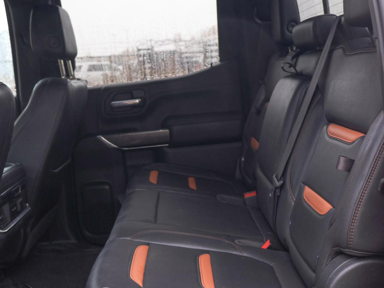 2021 GMC Sierra 1500 AT4 Photo