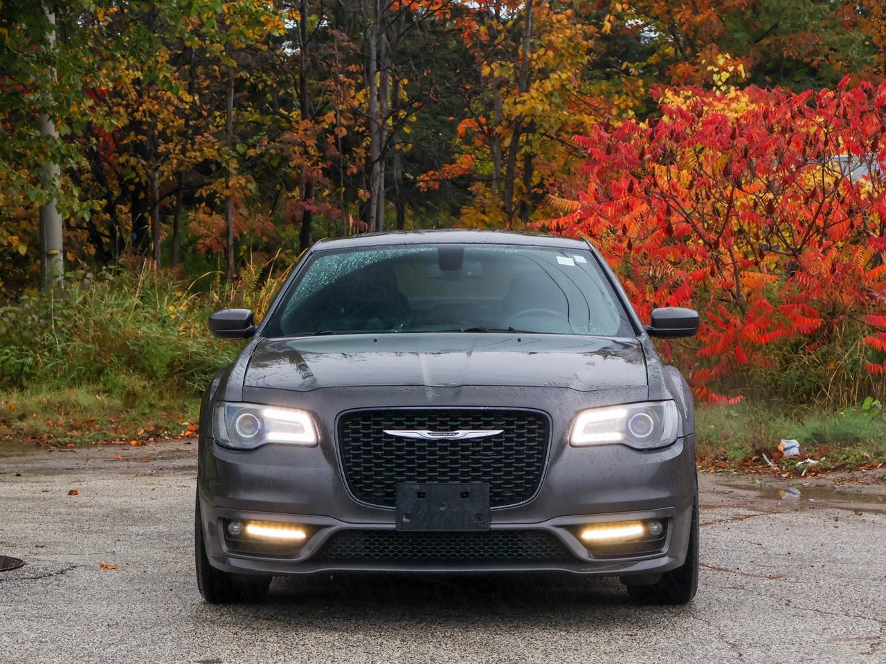 2017 Chrysler 300 300S Photo