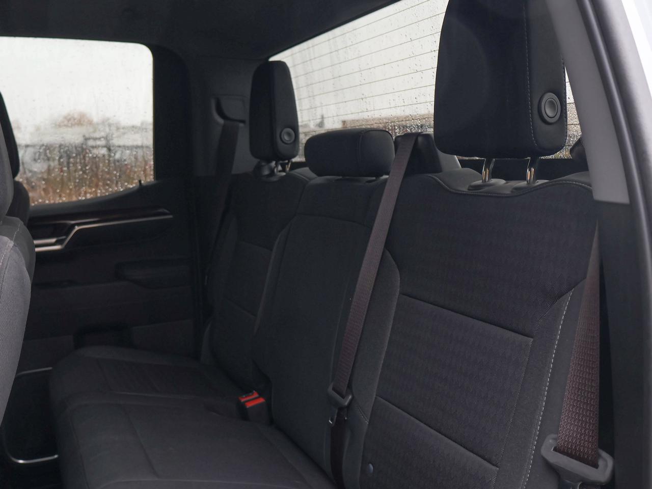 2023 GMC Sierra 1500 SLE Photo