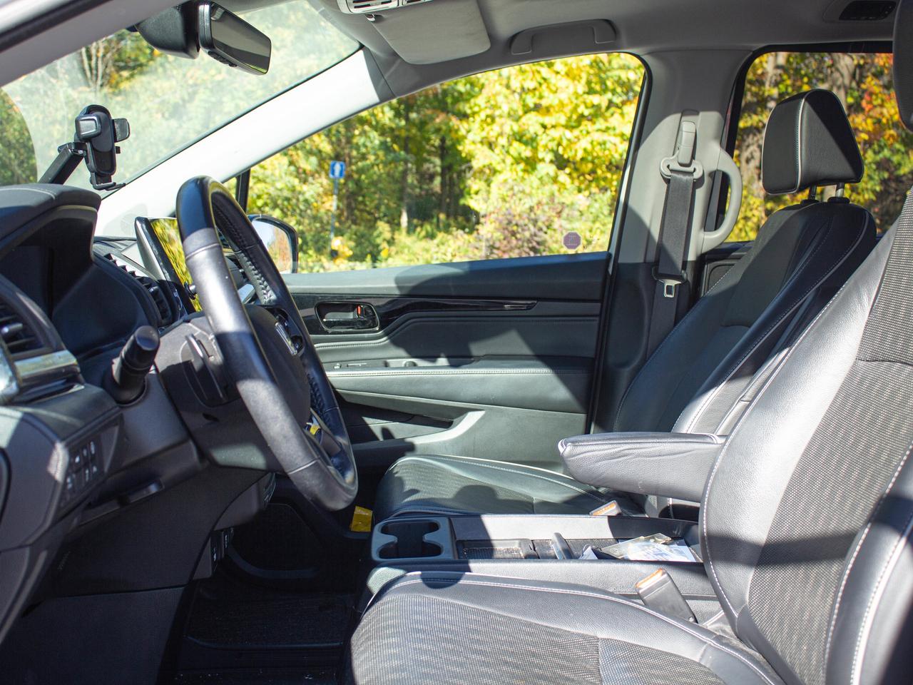 2022 Honda Odyssey Touring Photo