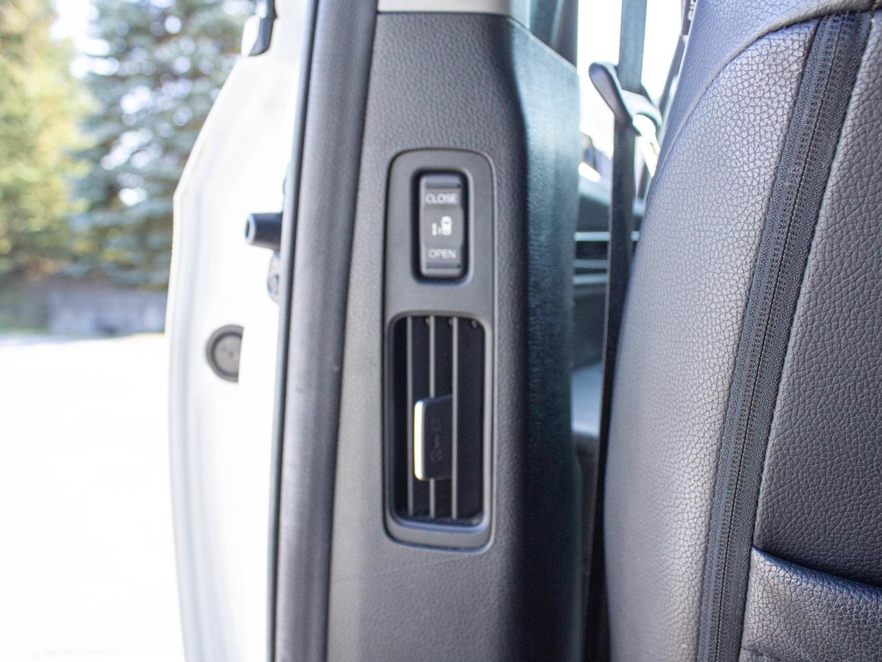 2022 Honda Odyssey Touring Photo